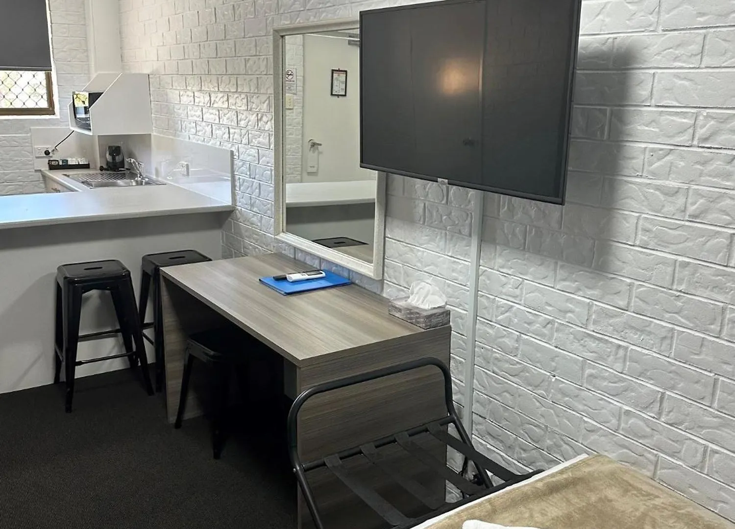 Bribie Waterways Motel Bongaree