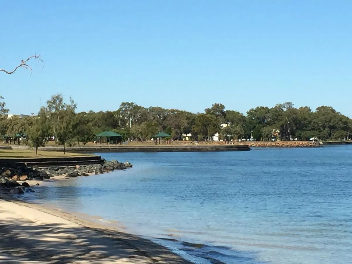 Bribie Waterways Motel Bongaree