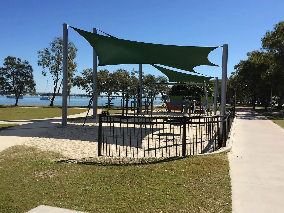 Bribie Waterways Motel Bongaree