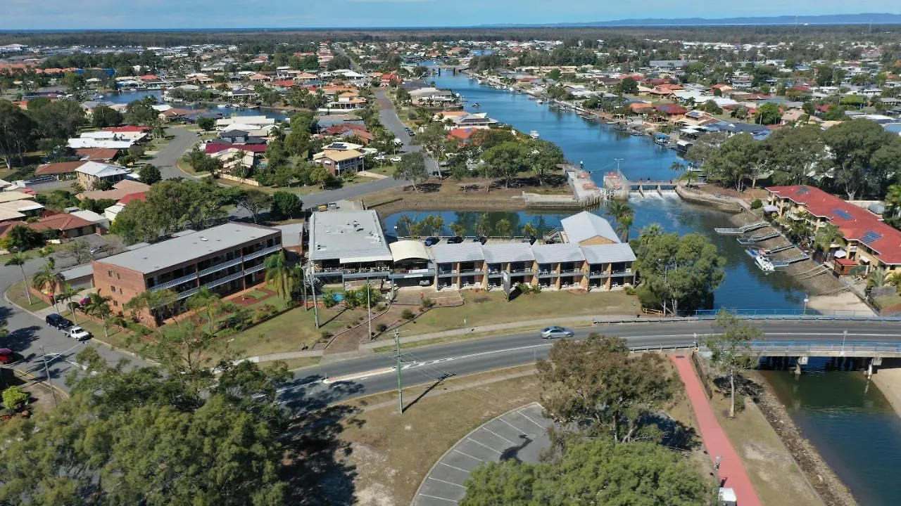 Bribie Waterways Motel Bongaree