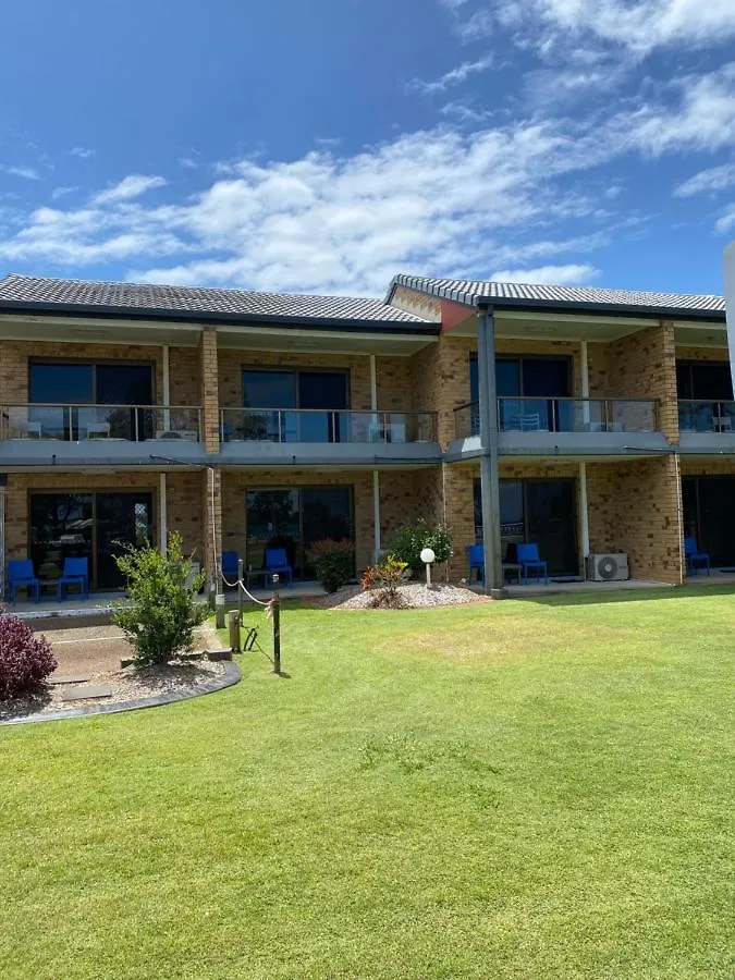 Bribie Waterways Motel Bongaree